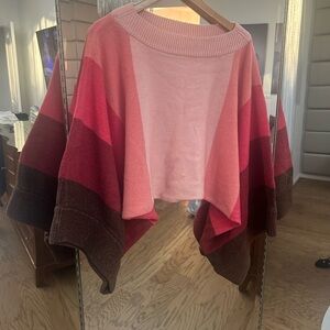 Wide sleeve casual sweater gently worn smoke free home